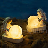 2020 Astronaut Moon Lamp Night Light